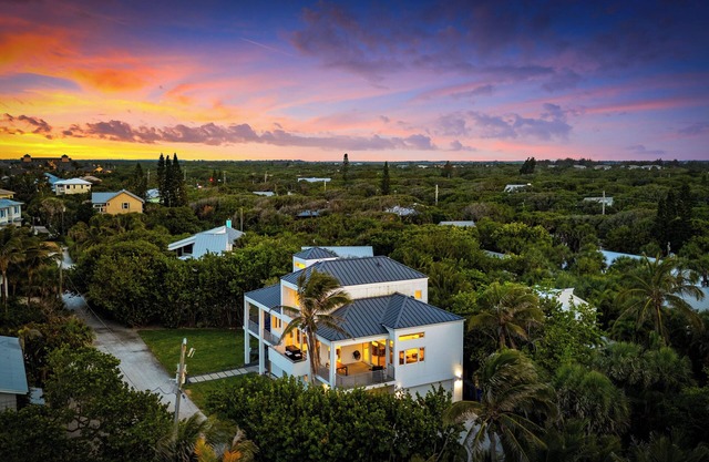 Wander Vero Beach