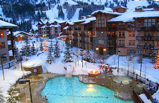 Wanderlust Suite by Cottonwood Lodging