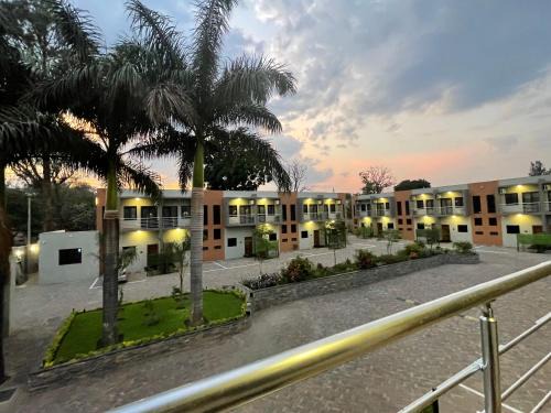 Wara Suites