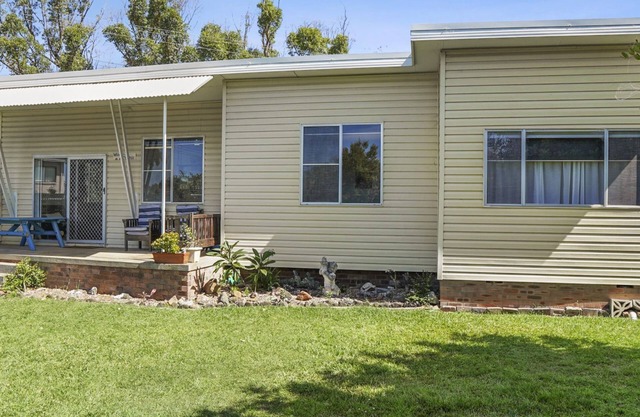 Waratah Cottage in Bendalong