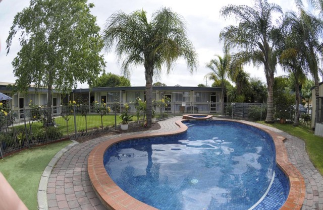 Warrina Motor Inn Wodonga CBD