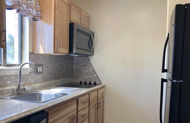 Water View - Street level condo