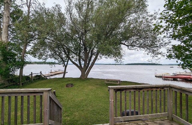 Waterfront Cottage on Rice lake