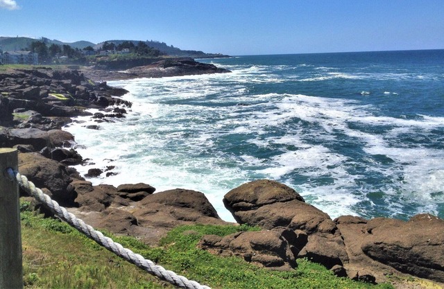 Waterfront Depoe Bay Retreat, 2-Bedroom Condo