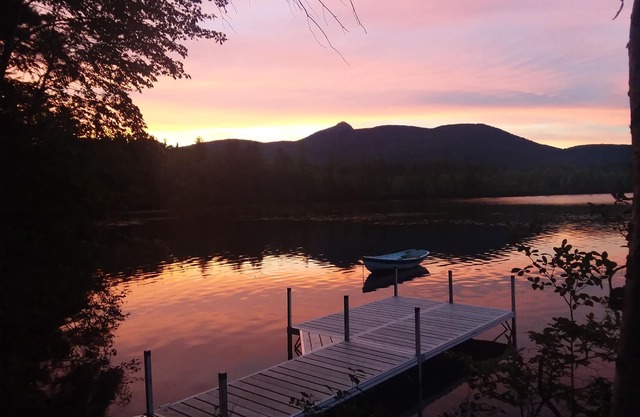 Waterfront Duplex on Chocorua Lake w Kayaks, Fire Pit & Hot Tub - Must Visit!