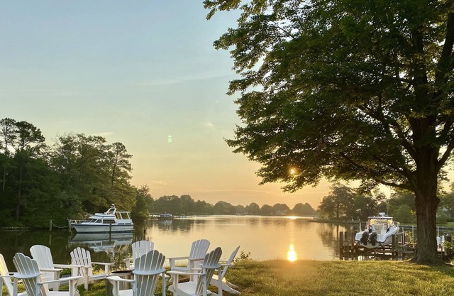 Waterfront Estate. *WALK TO ST. MICHAELS!*