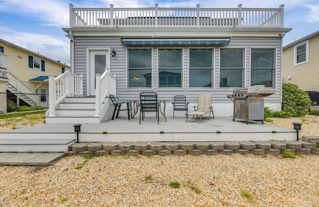 Waterfront Gem w/Dock: 3 Mi to Fenwick Island Fun