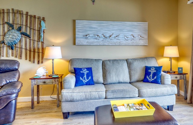 Waterfront getaway w/gorgeous beach views & an outdoor pool!