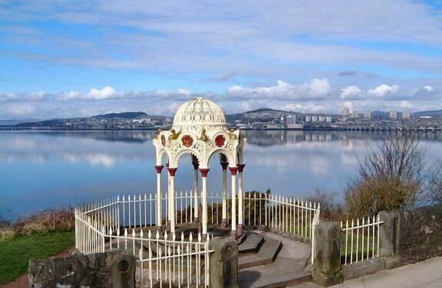Waterfront Property Near St Andrews With Fantastic Panoramic Views.