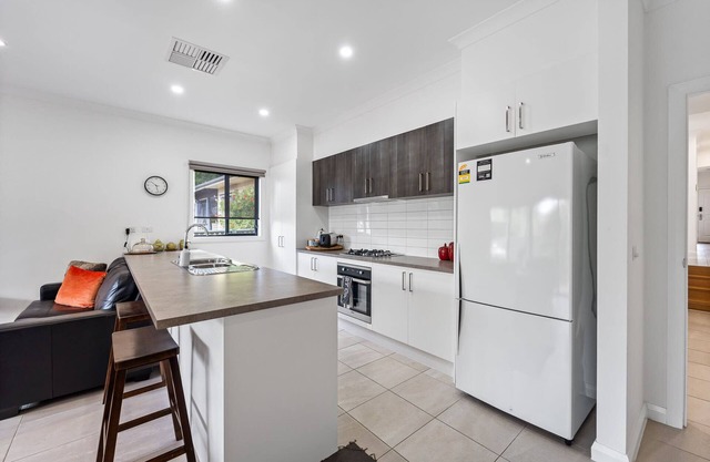 Wattle Gem Townhouse with Free WiFi