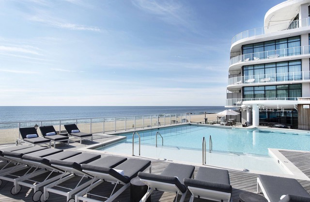 Wave Resort