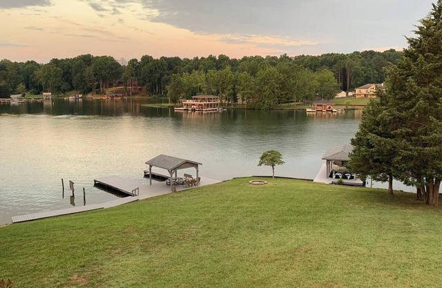 Weekend at Bernie's Lake Anna