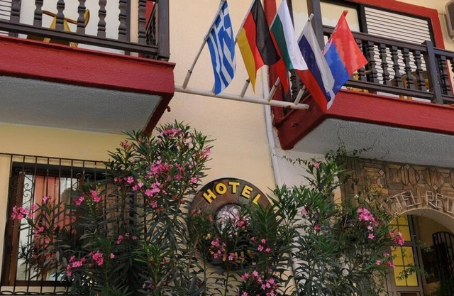 Welcome To Hotel petunia, In Neos-marmaras,xalkidiki ,greece, triple room 4