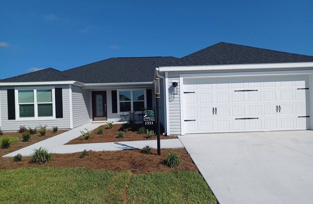 Welcome to our Shady Brook Retreat!