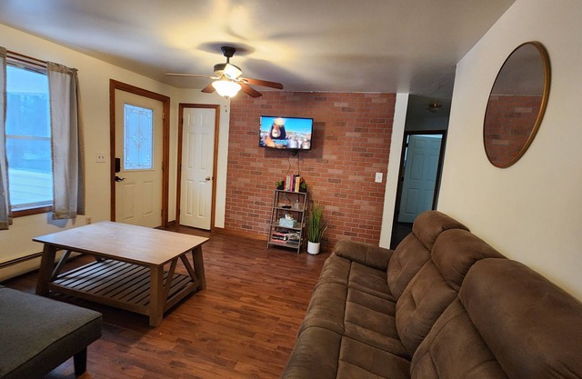 Welcome to the Webster Place! A Charming 3-bedroom house in fabulous Franklin.