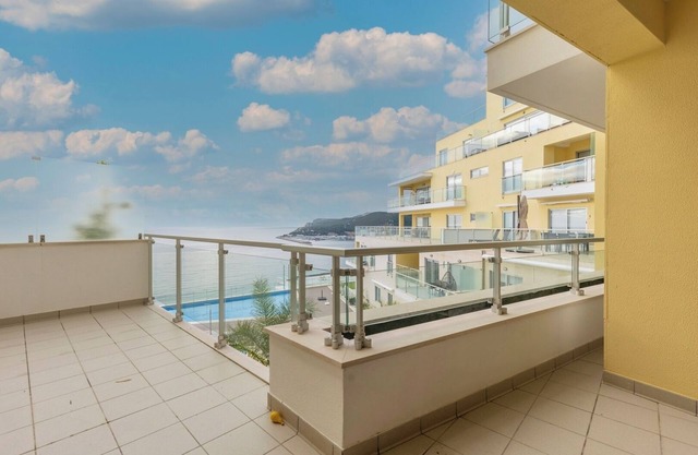 Welcome to this modern and cozy apartment! Enjoy the incredible view of the.