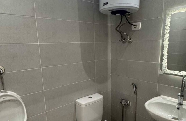 Welcoming 3-bedroom private apartment with AC in 6 October