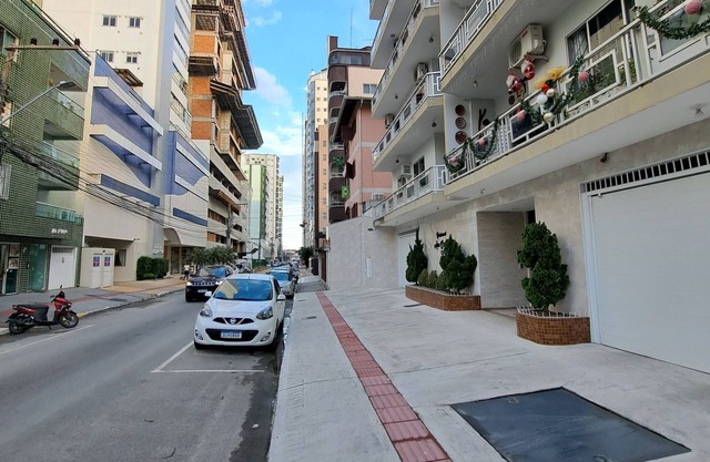 Well-located apartment