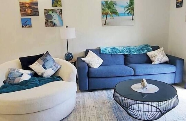 West Bay Oasis: 2BR Condo w/Pool