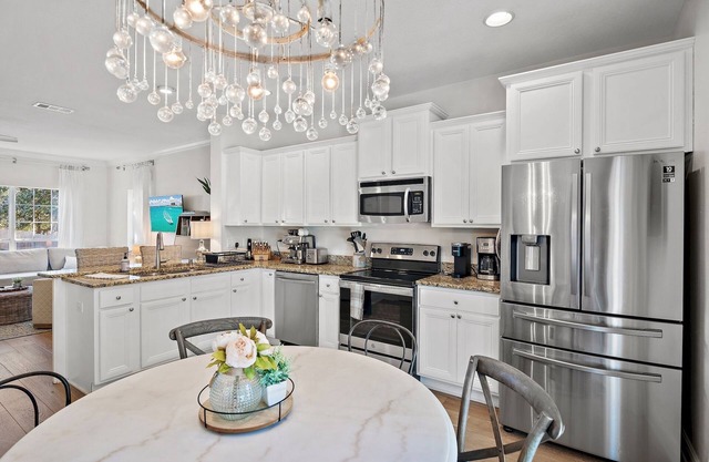 West End 30A Cottage- Near Gulf Place & Beaches/Dog Friendly/Golf Cart Rental