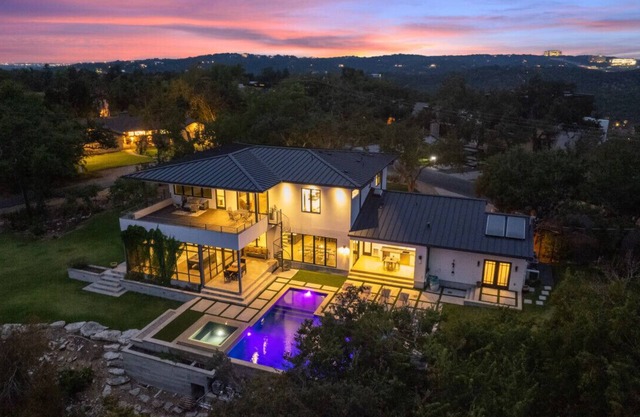 Westlake Luxury Home w/Pool, Hot Tub and Game Room