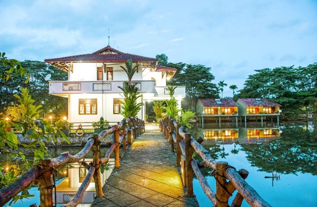 Wet Water Airport Resort