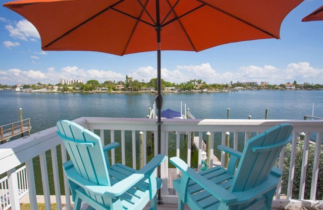 What a View! Low Rates! 5-STAR! Waterfront, 2BR, private balcony, walk to Beach!