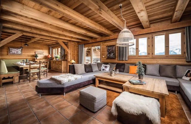 White Hare Chalet - 8 Room Chalet 14 People