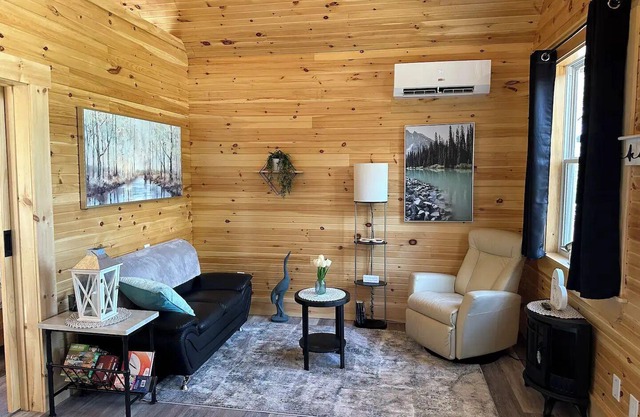 White Rock Cabin #6nn