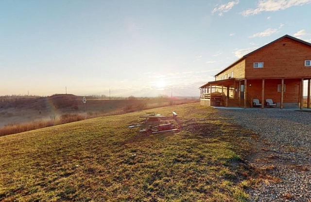 Whitetail Haven Log Cabin on 56 Acres