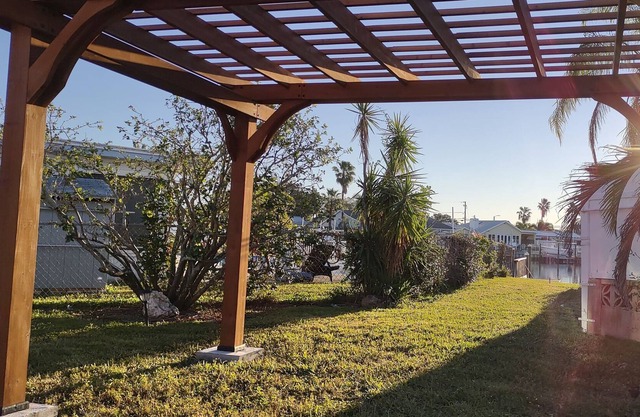 Whole waterview Island house : Beach, sand and sun ☀️