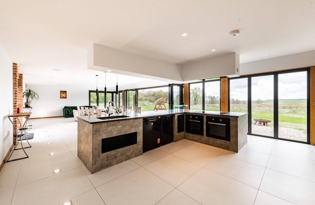 Willow Barn | Luxury Holiday Barn Conversion | Norfolk Holiday Properties
