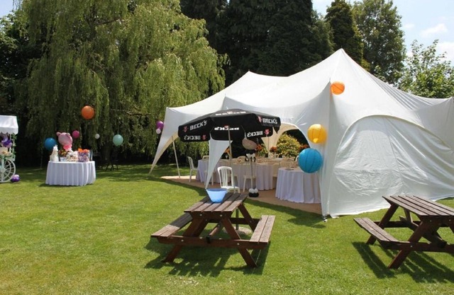 Wimblehurst Hotel