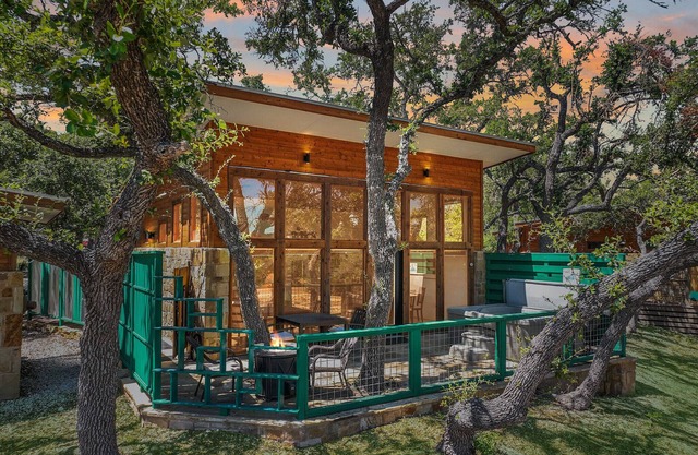 Windmill Ranch-Terra Casita #2 I Hot tub, stargazing