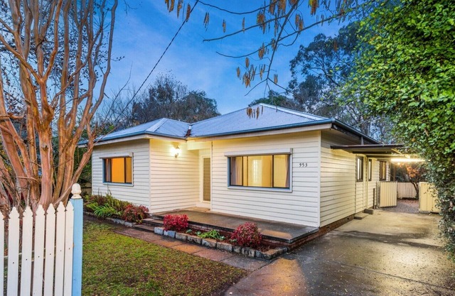 Wombat Cottage * Close to CBD * WIFI * Pet Friendly