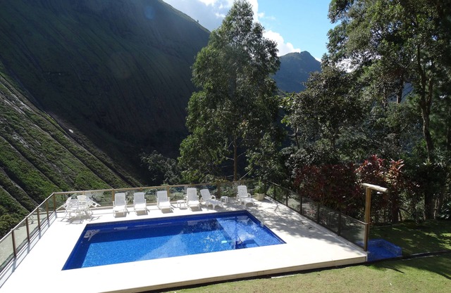 Wonderful Mountain Home with Beautiful Mountain Views at Cond Denasa