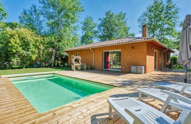 Wonderful private villa for 7 people with WIFI, private pool, TV, terrace and pets allowed
