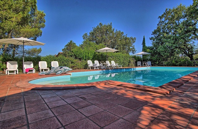 Wonderful private villa for 17 guests with WIFI, private pool, TV, veranda and panoramic view