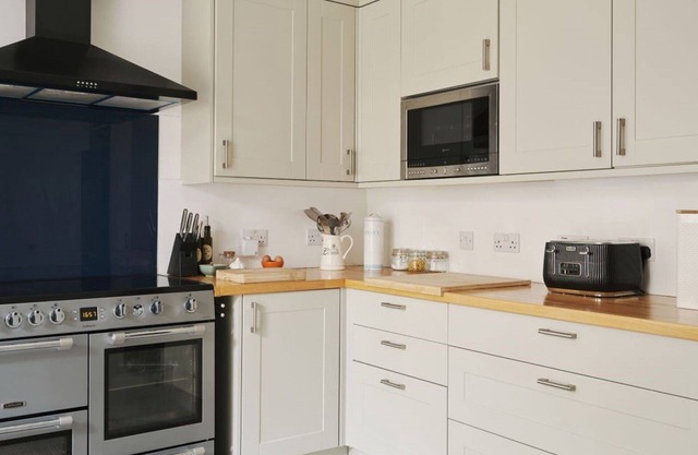 Wonderful private villa for 4 people with WIFI, TV, pets allowed and panoramic view