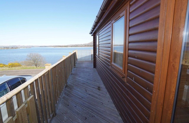 Wonderful private villa for 6 guests with WIFI, TV, balcony, pets allowed and parking