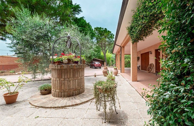 Wonderful private villa for 8 guests with A/C, WIFI, TV, patio and panoramic view