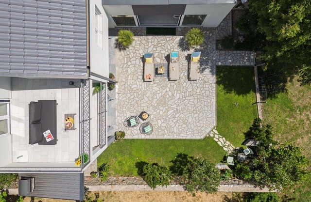 Wonderful private villa for 8 people with private pool, WIFI, A/C, TV and terrace