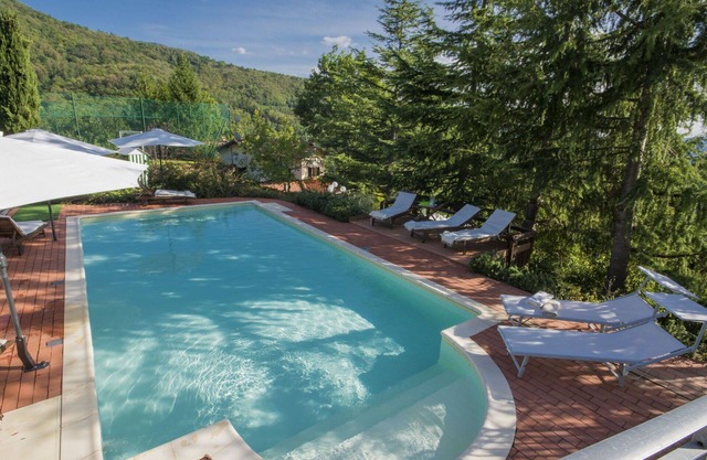Wonderful private villa for 10 guests with private pool, WIFI and TV