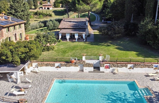 Wonderful private villa with A/C, private pool, WIFI, TV, terrace, panoramic view and parking