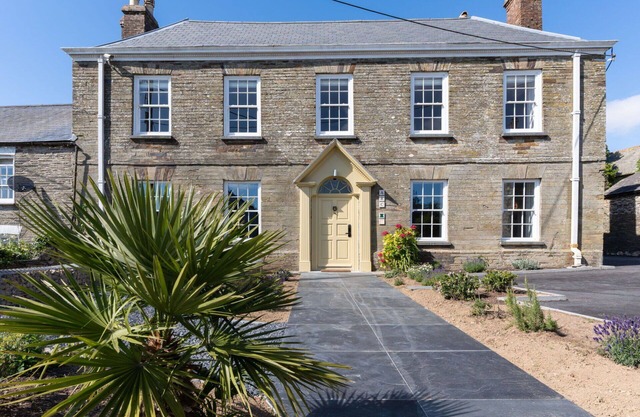 Wonderful villa for 19 people with WIFI, hot tub, TV, terrace and pets allowed