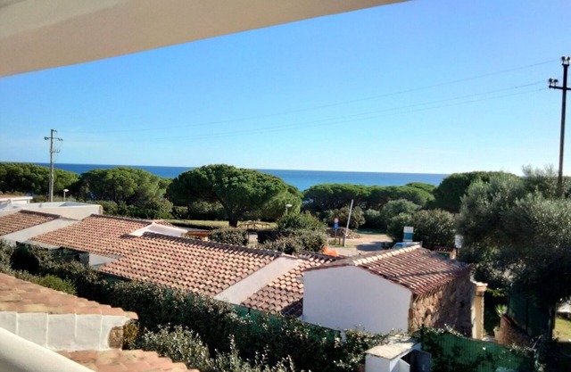 Wonderful villa for 7 people with WIFI, A/C, TV, patio and parking