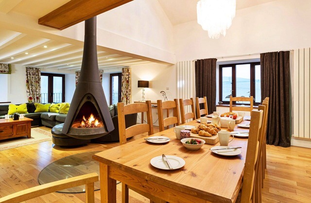 Wonderful villa for 10 guests with WIFI and TV