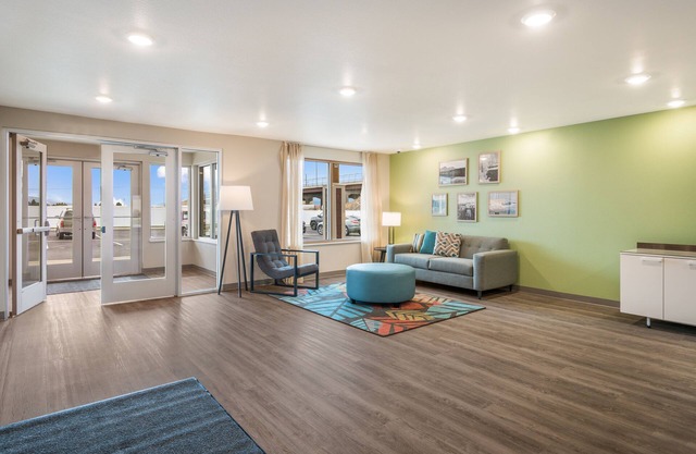 WoodSpring Suites Broomfield-Westminster