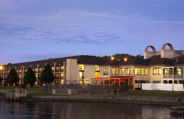 Wyndham Garden Lake Guntersville
