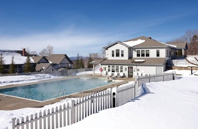 Wyndham Smugglers' Notch | 3BR/2BA King Bed Suite